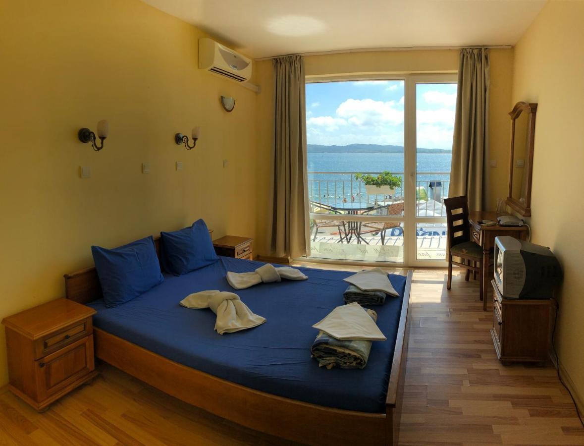 Family Hotel Littoral Sozopol Exterior photo
