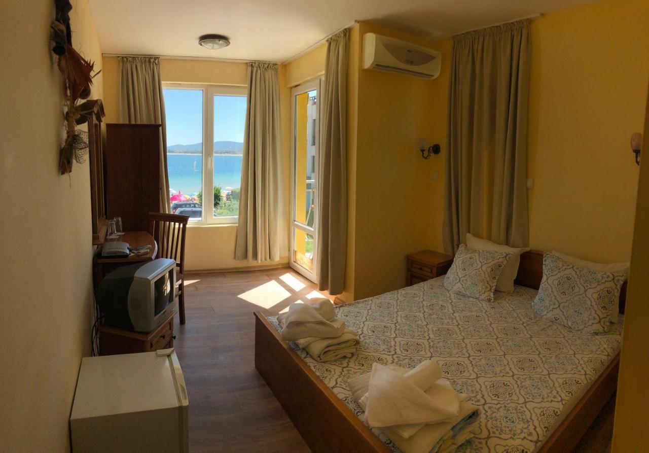 Family Hotel Littoral Sozopol Exterior photo