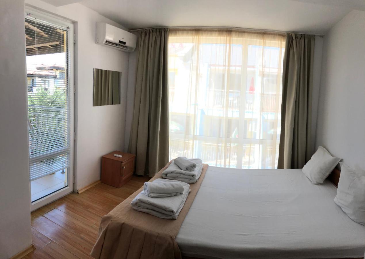 Family Hotel Littoral Sozopol Exterior photo