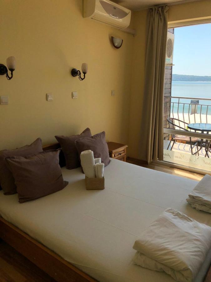 Family Hotel Littoral Sozopol Exterior photo